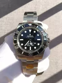 Swiss Rolex Submariner Automatic With Black Bezel And Dial Rol20783